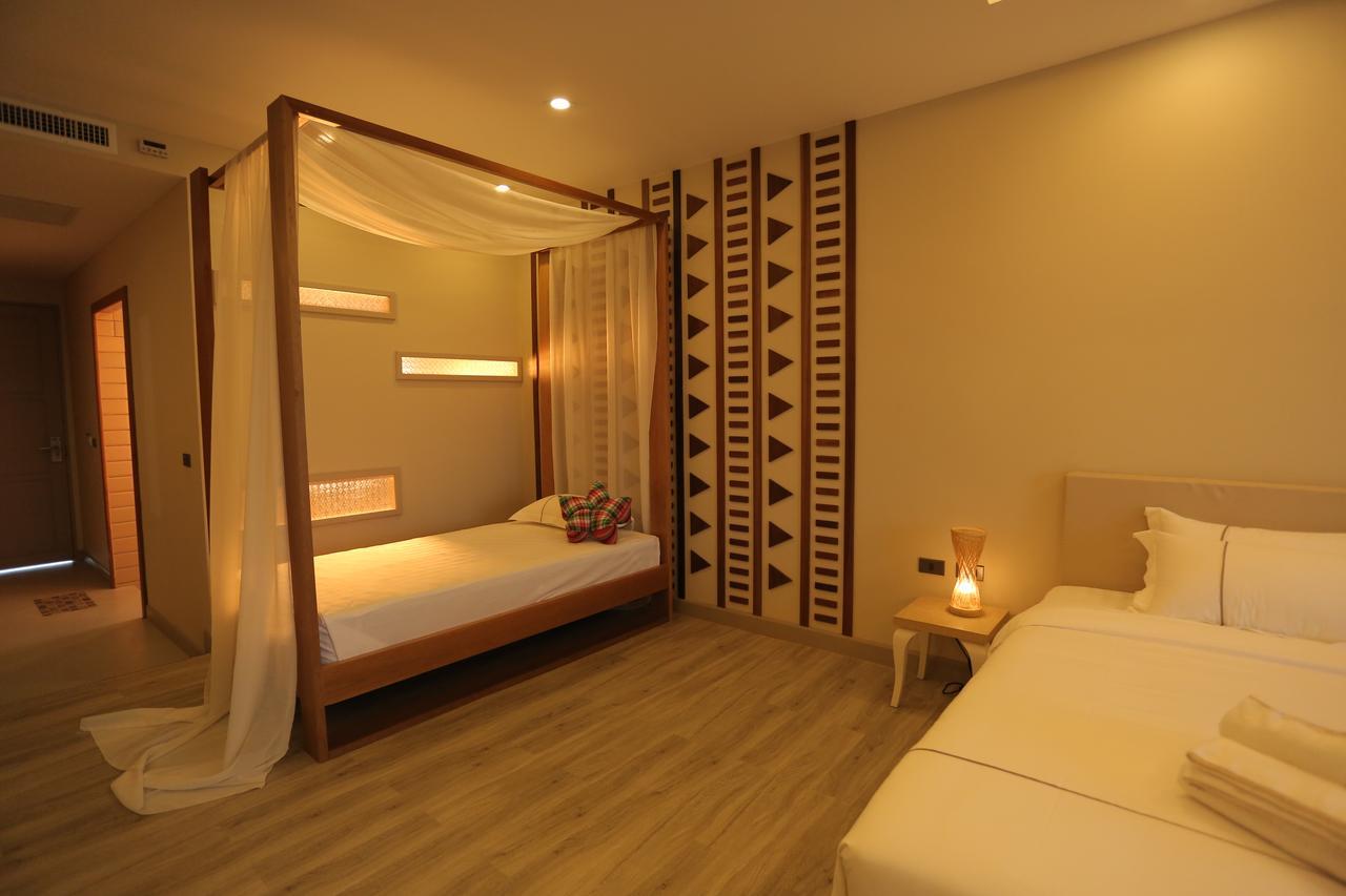 Navela Hotel & Convention Ratchaburi Экстерьер фото